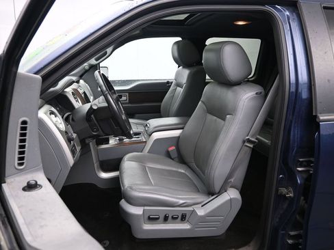 Used 2014 Ford F150 Lariat w/ Lariat Chrome Package image 21