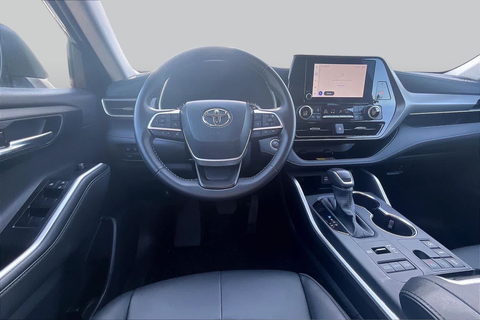 Used 2026 Toyota Highlander XLE AWD/4WD image 6