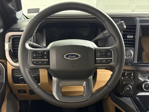 New 2026 Ford F250 Lariat w/ Black Appearance Package AWD/4WD image 22