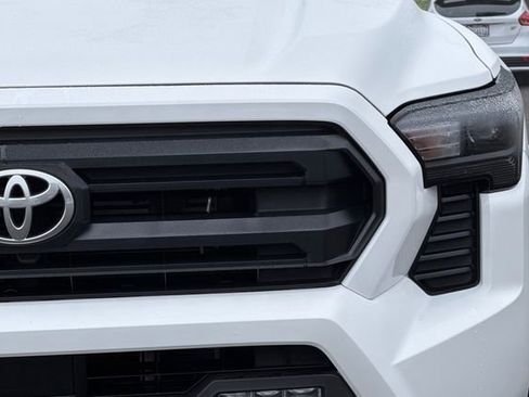 Used 2025 Toyota Tacoma SR5 image 50