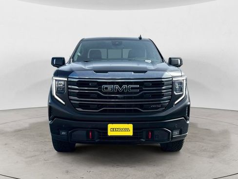 Used 2024 GMC Sierra 1500 AT4 w/ Technology Package image 8