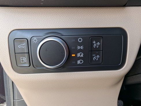 Used 2022 Ford Escape SE w/ Convenience Package AWD/4WD image 17