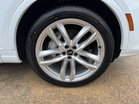 Used 2018 Audi Q7 3.0T Prestige w/ Prestige Package image 8