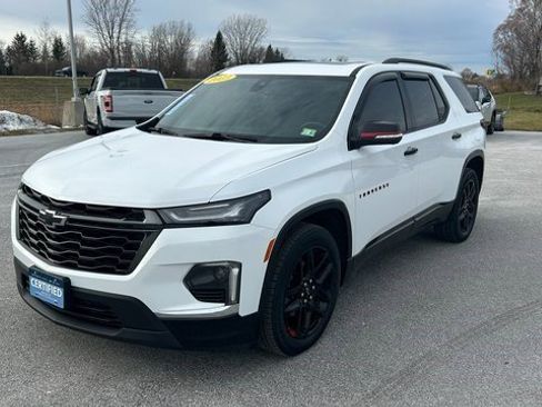 Certified 2023 Chevrolet Traverse Premier w/ Redline Edition image 7
