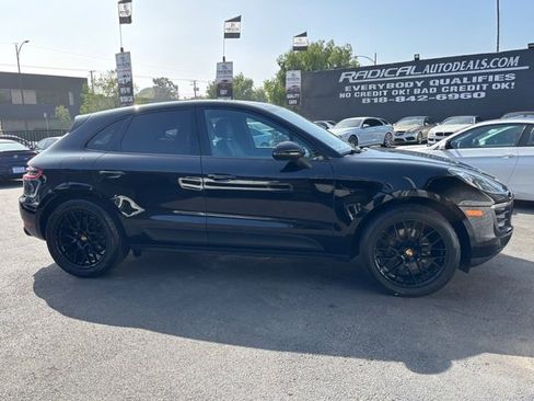 Used 2018 Porsche Macan Sport Edition image 20