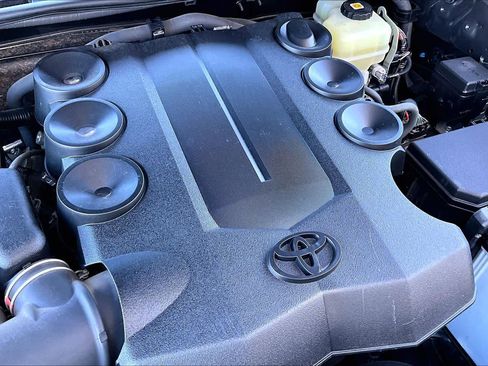 Certified 2020 Toyota 4Runner Limited image 30