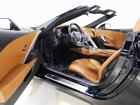 Used 2014 Chevrolet Corvette Stingray Convertible w/ 3LT Preferred Equipment Group RWD image 45