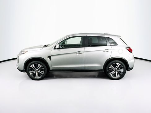 Used 2025 Mitsubishi Outlander Sport SE image 4