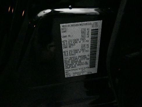 Certified 2025 INFINITI QX60 Luxe image 34