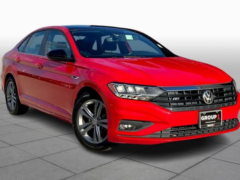 Used 2020 Volkswagen Jetta R-Line image 2