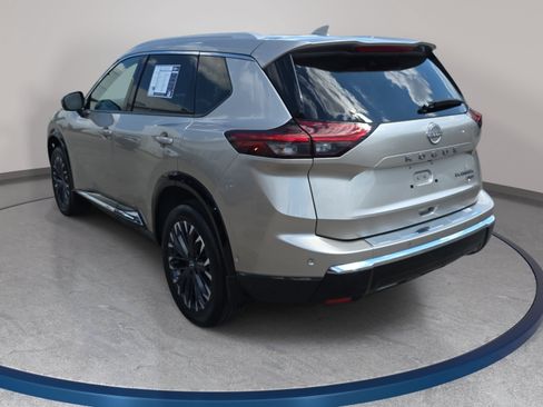 Certified 2024 Nissan Rogue Platinum AWD/4WD image 7