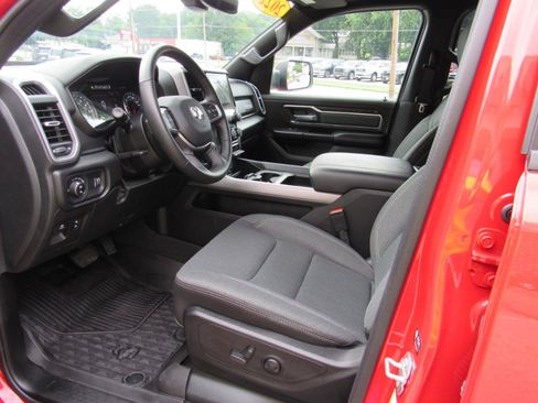 Used 2022 RAM 1500 Big Horn AWD/4WD image 15