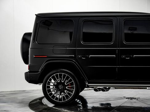 Used 2025 Mercedes-Benz G 63 AMG 4MATIC image 17