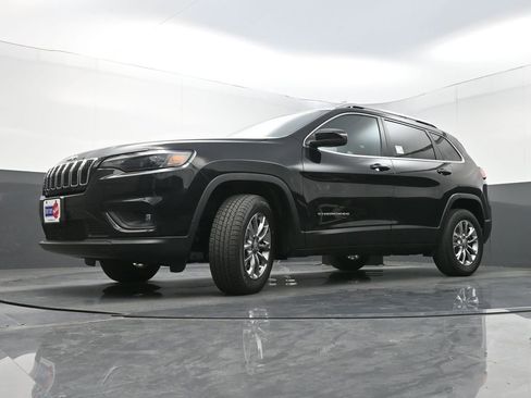 Used 2021 Jeep Cherokee Latitude Lux w/ Sun & Sound Group image 25