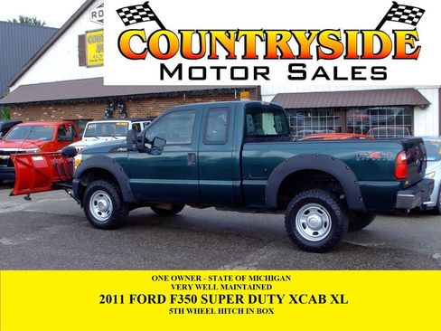 Used 2011 Ford F350 XL w/ FX4 Off Road Pkg AWD/4WD image 1
