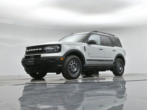 Used 2024 Ford Bronco Sport Outer Banks w/ Tech Package image 51