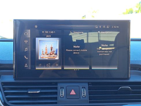 Used 2023 Audi Q5 e Premium Plus w/ Premium Plus Package image 23