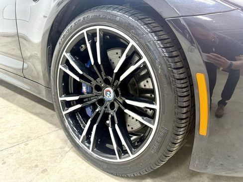 Used 2023 BMW M5 image 22