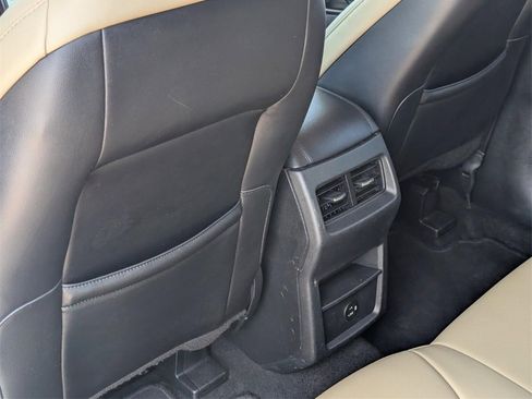 Used 2021 Ford Edge SEL image 27