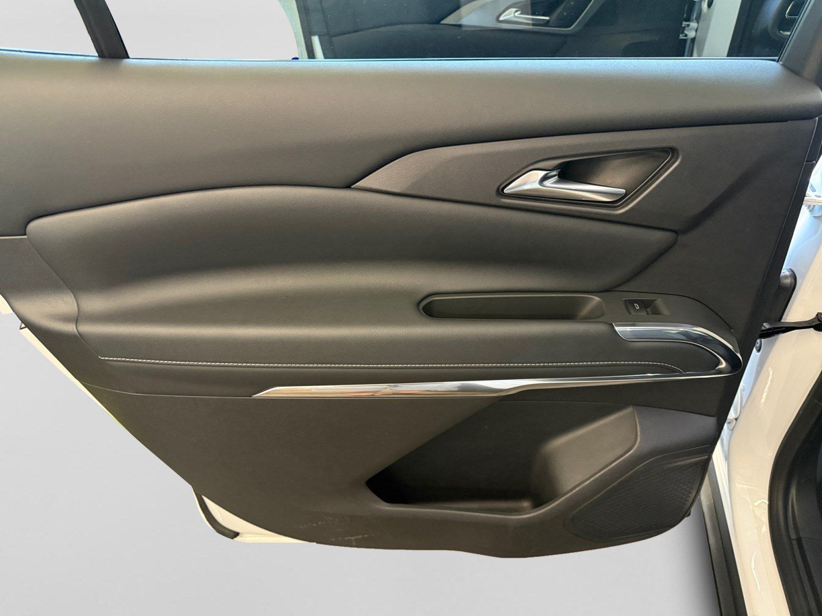 Used 2026 Chevrolet Traverse LT FWD image 20