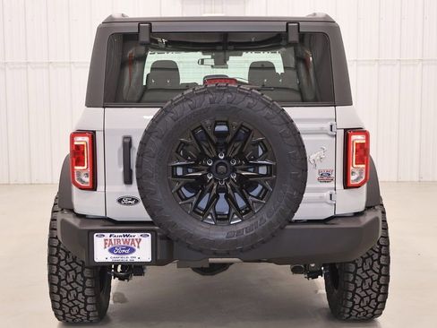 New 2026 Ford Bronco 4-Door image 38