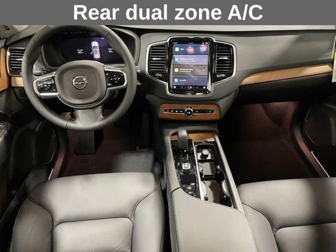 Used 2025 Volvo XC90 T8 Plus image 17