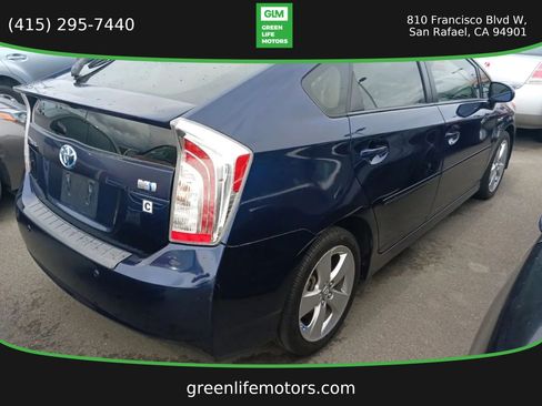 Used 2012 Toyota Prius Five FWD image 3