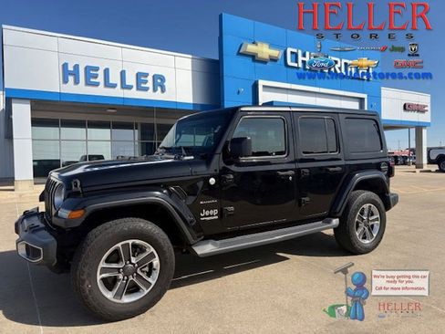 Used 2018 Jeep Wrangler Unlimited Sahara w/ LED Lighting Group image 1