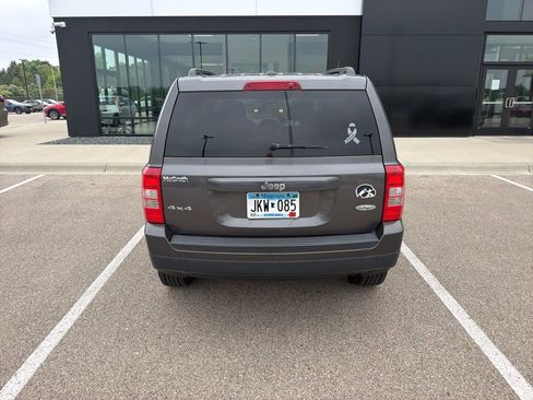 Used 2015 Jeep Patriot High Altitude AWD/4WD image 2
