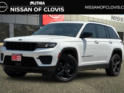 Used 2023 Jeep Grand Cherokee Altitude