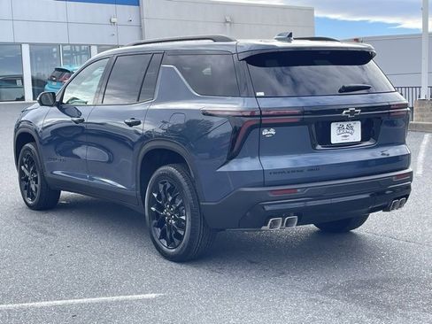 New 2026 Chevrolet Traverse LT w/ Midnight/Sport Edition image 5
