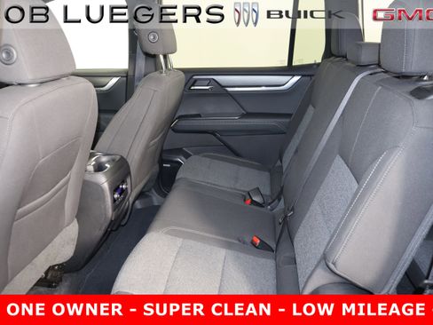 Certified 2025 GMC Acadia Elevation image 13