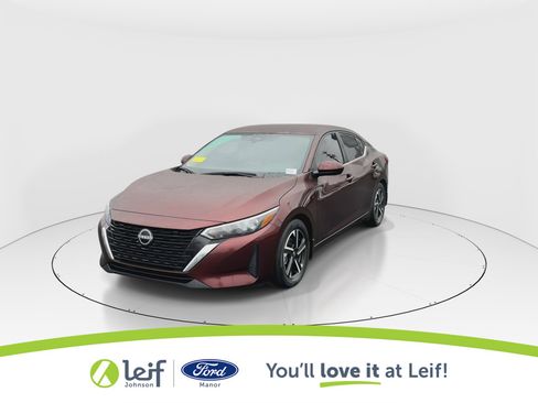 Used 2024 Nissan Sentra SV image 3