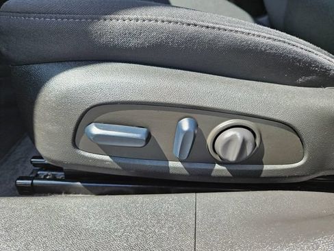 Used 2024 Chevrolet Malibu LT FWD image 25