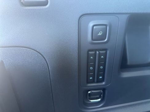 New 2025 Ford Expedition Max Active image 28