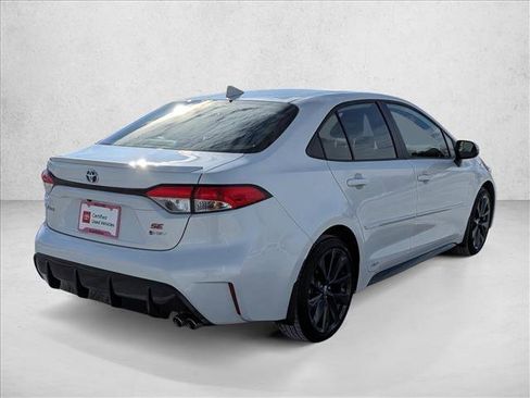 Certified 2025 Toyota Corolla SE image 5