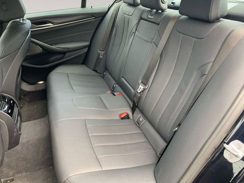 Used 2023 BMW 540i xDrive w/ M Sport Package image 13