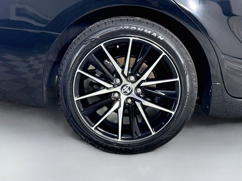 Used 2021 Toyota Camry SE FWD image 33