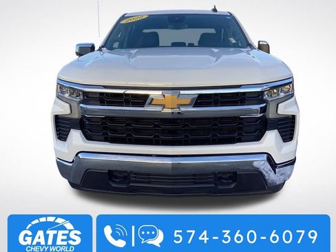 Used 2022 Chevrolet Silverado 1500 LT image 2