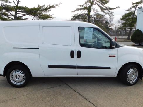 Used 2022 RAM ProMaster City Wagon image 2