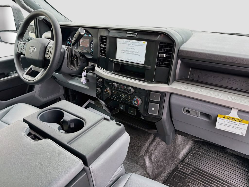 New 2026 Ford F350 XL w/ XL Chrome Package AWD/4WD image 15