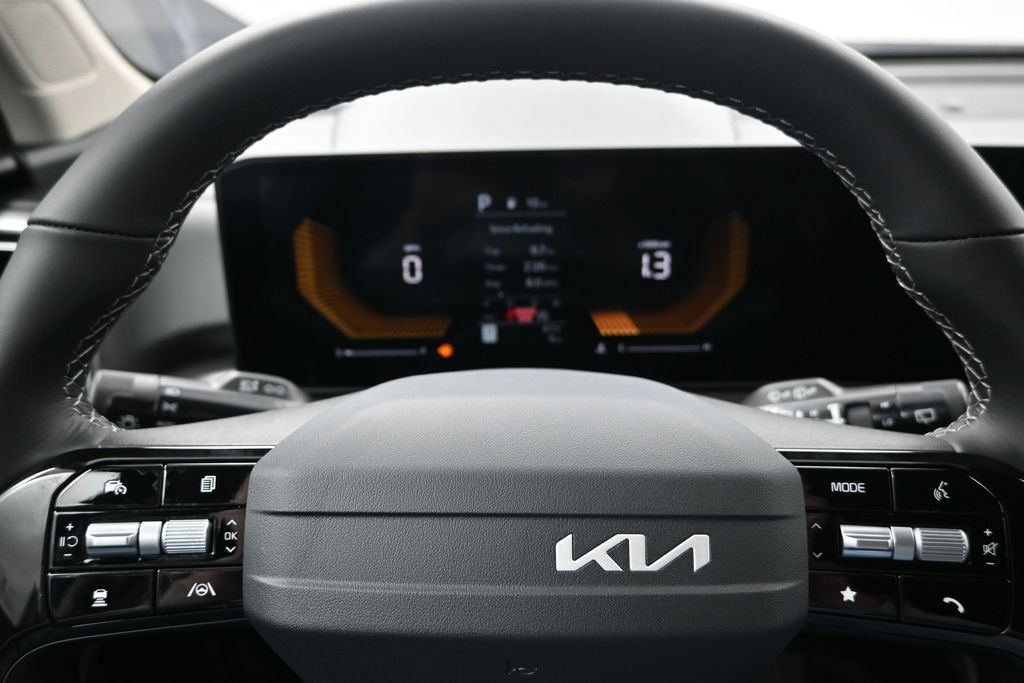 Certified 2026 Kia Sorento S AWD/4WD image 14