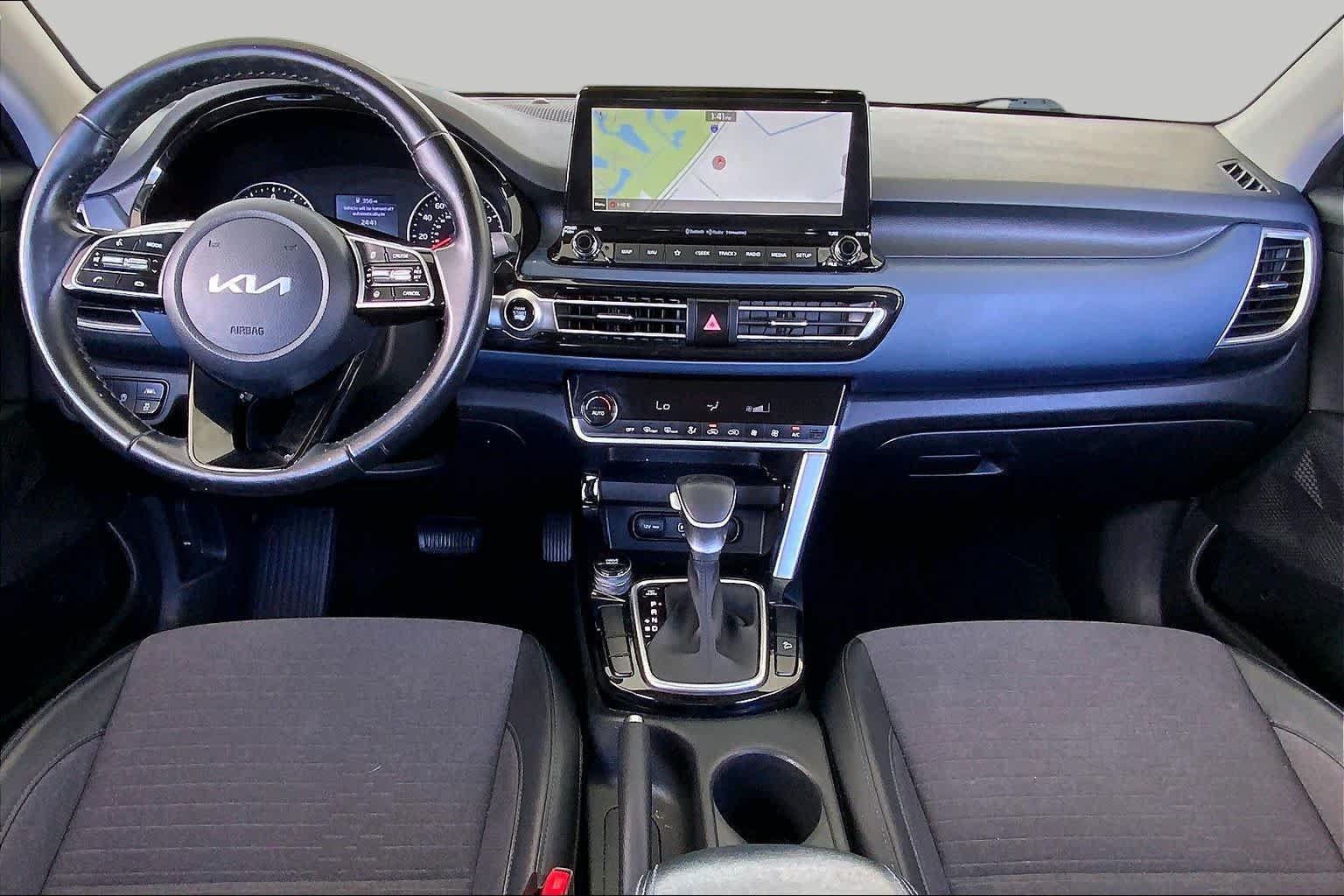 Used 2022 Kia Seltos S FWD image 16