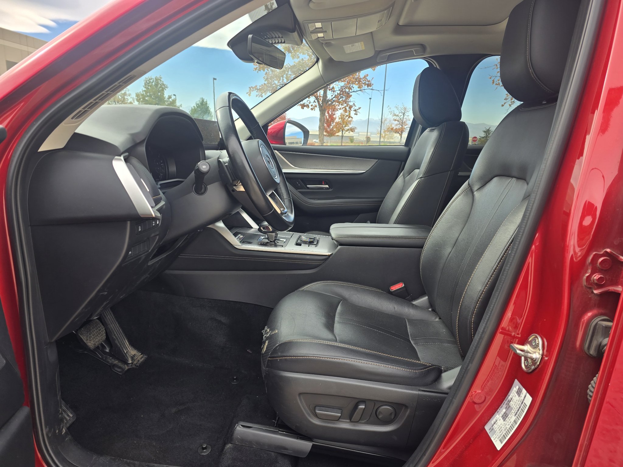 Used 2024 MAZDA CX-90 Plug-In Hybrid w/ Preferred AWD/4WD image 12