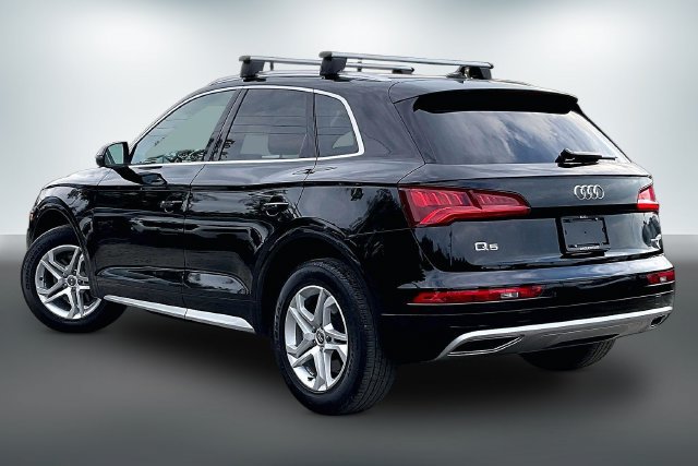 Used 2019 Audi Q5 2.0T Premium w/ Convenience Package AWD/4WD image 12