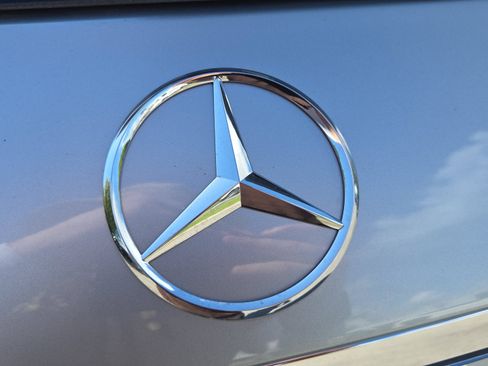 New 2026 Mercedes-Benz GLE 450 4MATIC image 16