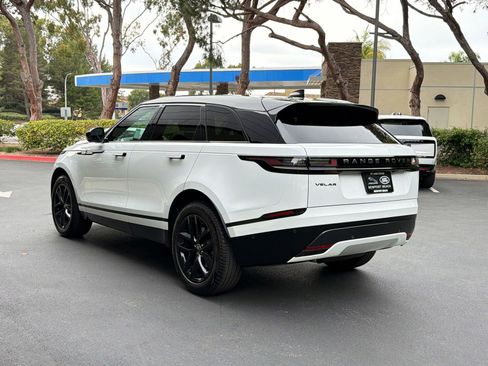 Used 2026 Land Rover Range Rover Velar Dynamic SE image 3