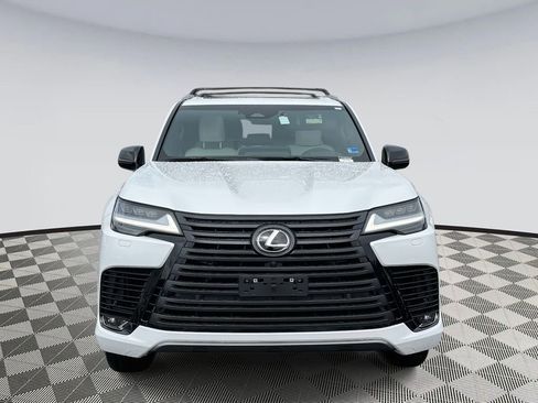 New 2026 Lexus LX 700h Luxury image 6