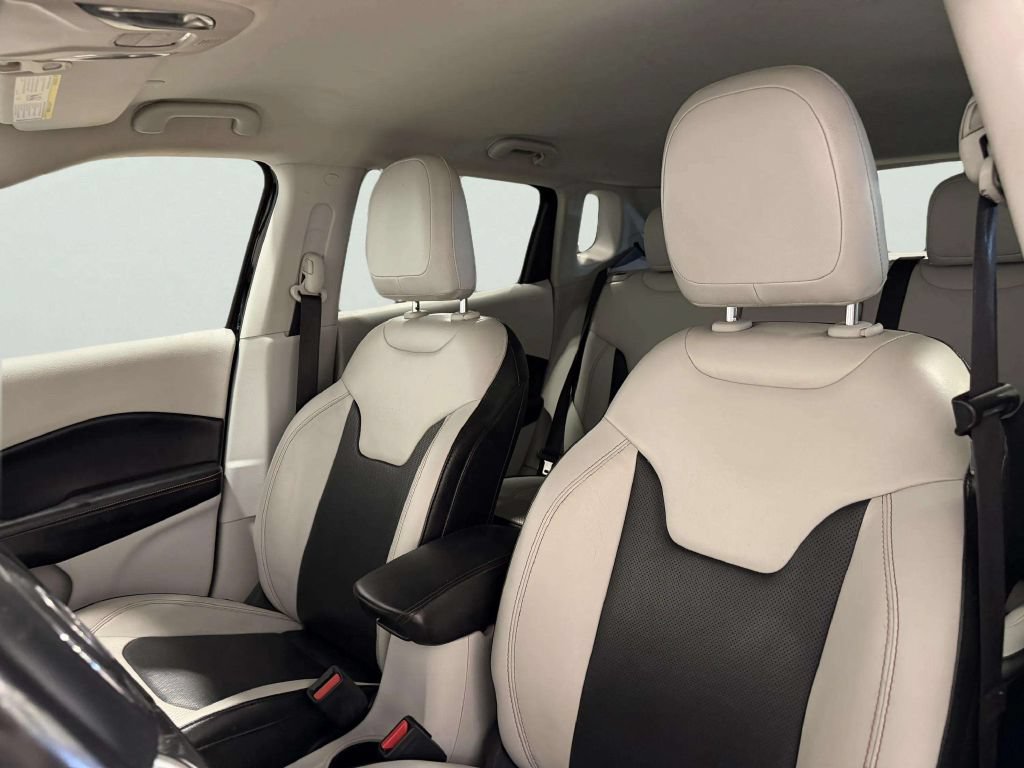 Used 2020 Jeep Compass Limited w/ Safety & Security Group FWD image 15