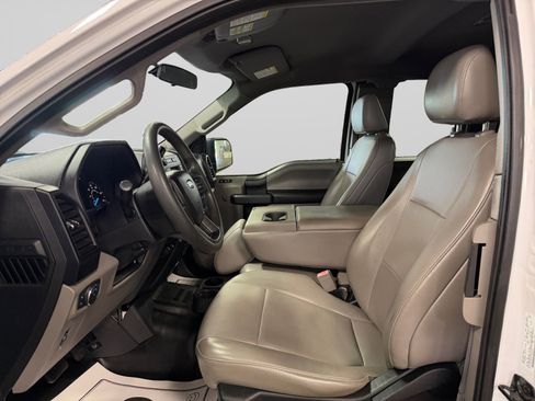Used 2018 Ford F150 XL w/ Equipment Group 101A Mid AWD/4WD image 14